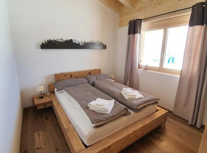 Alpen-park Dachwohnung Ost