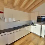 Alpen-park Dachwohnung Ost Lägenhet *